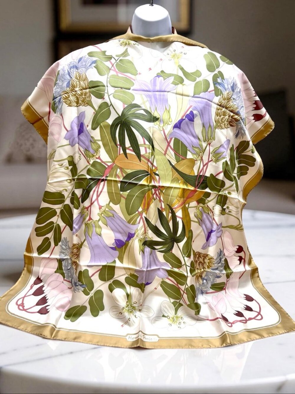 Hermes Paris  Silk  34"Flora Graeca Floral Scarf Pastel Ivery Green Purple (25)
